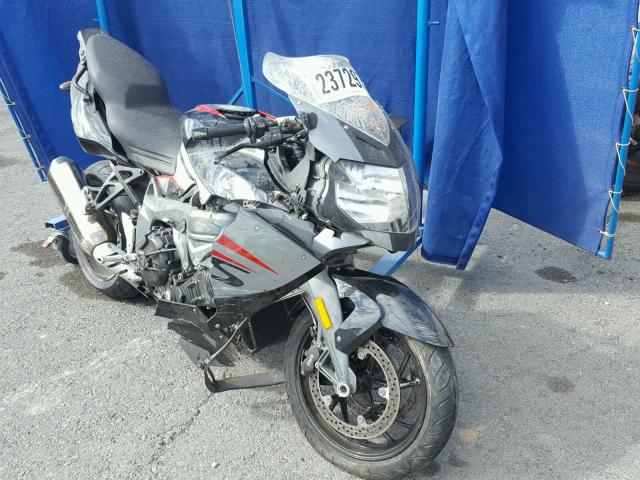 WB1050902AZV93908 - 2010 BMW K1300 S SILVER photo 1