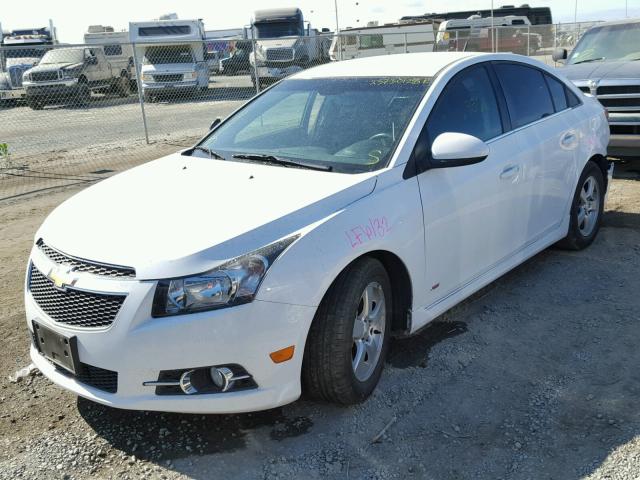 1G1PC5SB2E7379088 - 2014 CHEVROLET CRUZE LT WHITE photo 2