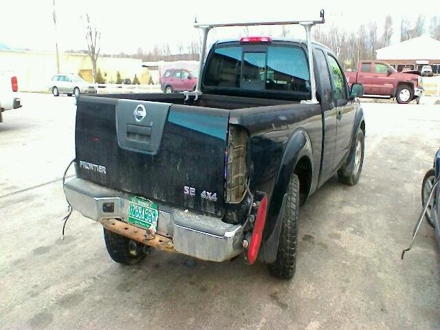 1N6AD06W25C449185 - 2005 NISSAN FRONTIER K BLACK photo 4