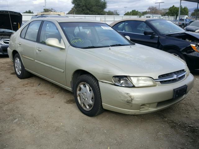 1N4DL01DXWC155050 - 1998 NISSAN ALTIMA XE GOLD photo 1