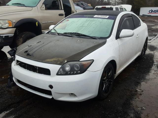 JTKDE177550029229 - 2005 TOYOTA SCION TC WHITE photo 2