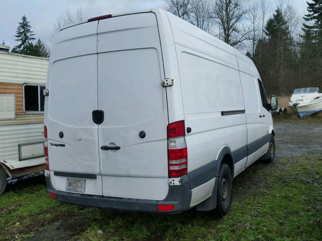 WD0PE845175169940 - 2007 DODGE SPRINTER 2 WHITE photo 4