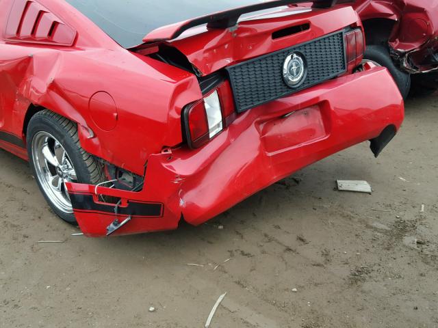 1ZVFT80N375215538 - 2007 FORD MUSTANG RED photo 9