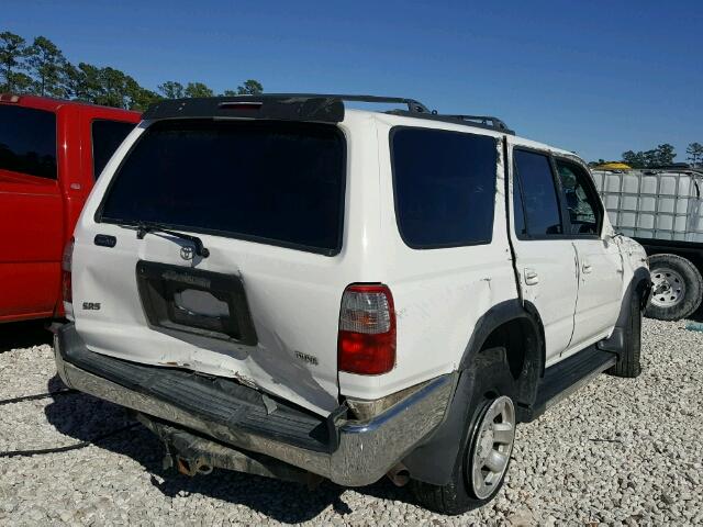 JT3HN86R3V0111470 - 1997 TOYOTA 4RUNNER SR WHITE photo 4