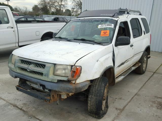 5N1ED28YXYC502858 - 2000 NISSAN XTERRA XE WHITE photo 2