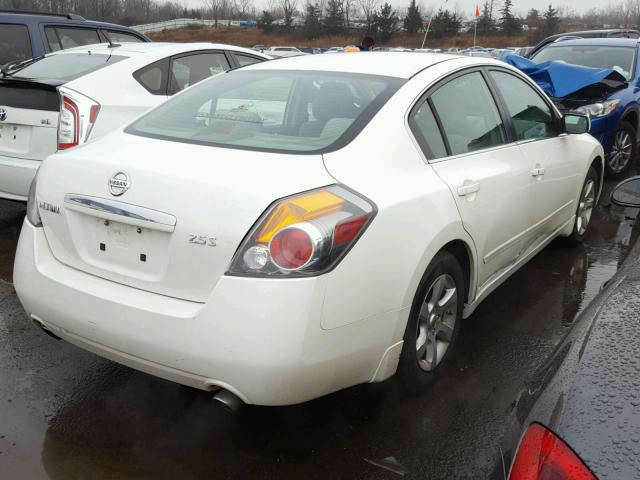 1N4AL21E79N412570 - 2009 NISSAN ALTIMA 2.5 WHITE photo 4