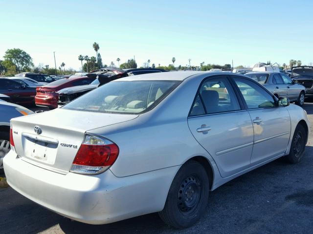 4T1BE32K45U102052 - 2005 TOYOTA CAMRY LE SILVER photo 4