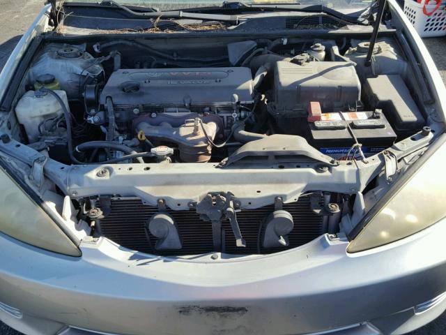 4T1BE32K45U102052 - 2005 TOYOTA CAMRY LE SILVER photo 7