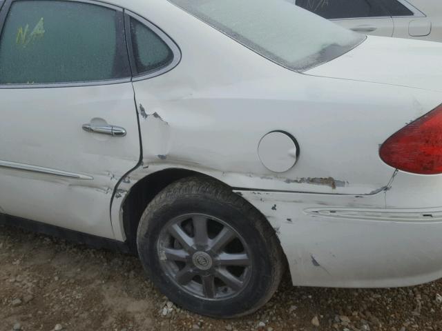 2G4WC582291131271 - 2009 BUICK LACROSSE C WHITE photo 9