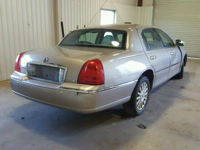 1LNHM82W13Y667281 - 2003 LINCOLN TOWN CAR S SILVER photo 4