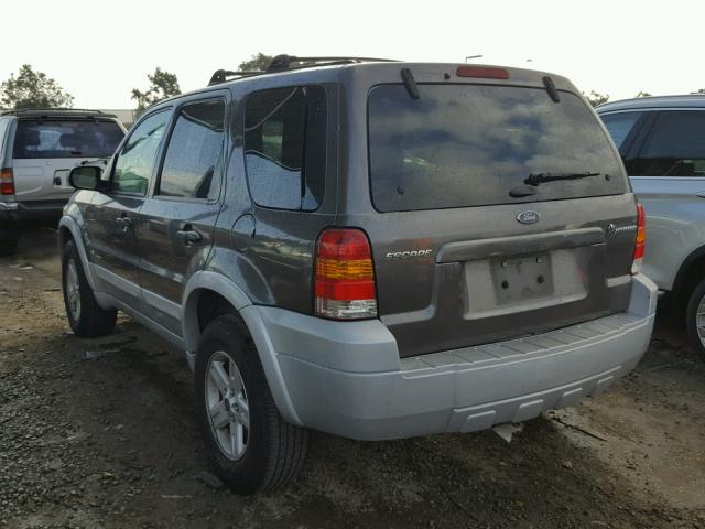 1FMYU95H05KC30848 - 2005 FORD ESCAPE HEV GRAY photo 3