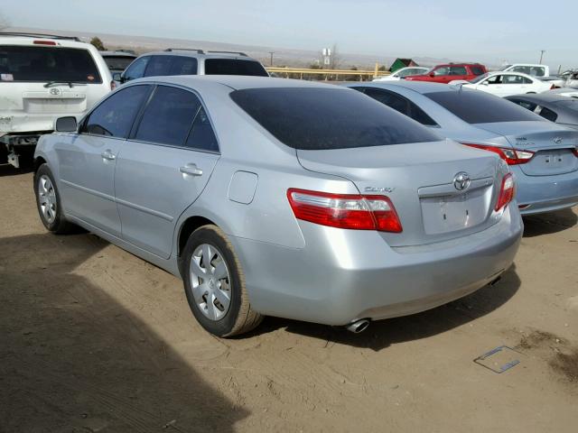 4T1BK46K28U072899 - 2008 TOYOTA CAMRY LE SILVER photo 3