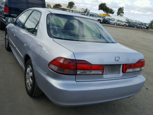 JHMCG66052C024507 - 2002 HONDA ACCORD EX SILVER photo 3