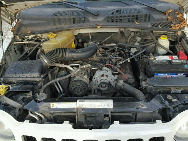 1J4GK48K27W709214 - 2007 JEEP LIBERTY SP CREAM photo 7