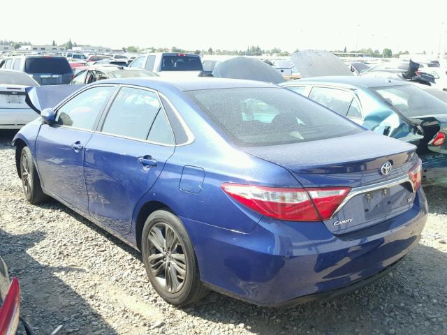 4T1BF1FK1FU883125 - 2015 TOYOTA CAMRY LE BLUE photo 3