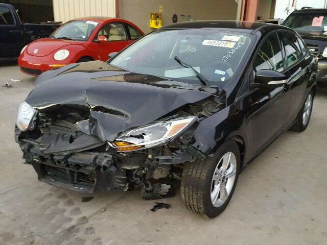 1FADP3F27EL336442 - 2014 FORD FOCUS SE BLACK photo 2