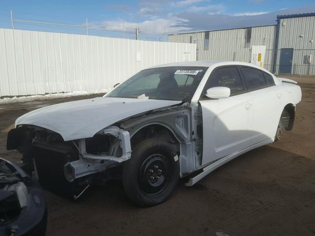 2C3CDXBGXDH531412 - 2013 DODGE CHARGER SE WHITE photo 2