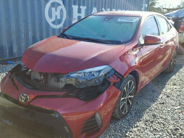 2T1BURHE4HC875942 - 2017 TOYOTA COROLLA L RED photo 2