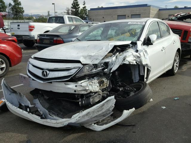 19UDE2F34GA025053 - 2016 ACURA ILX BASE WHITE photo 2