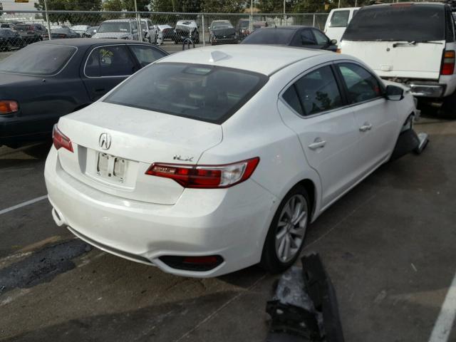 19UDE2F34GA025053 - 2016 ACURA ILX BASE WHITE photo 4