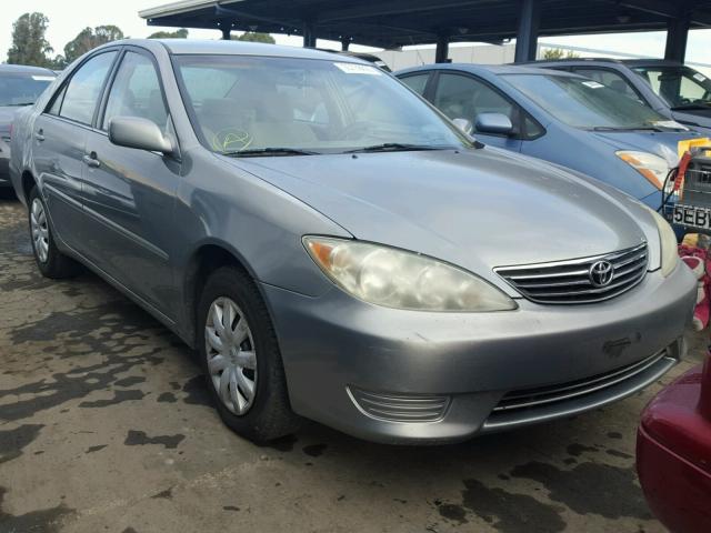 4T1BE32K35U962993 - 2005 TOYOTA CAMRY LE GRAY photo 1