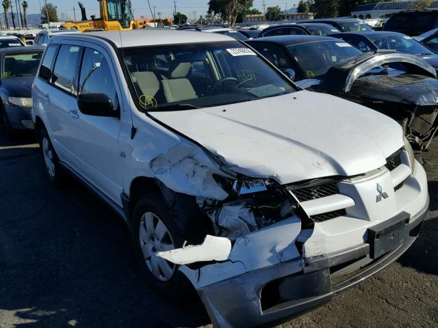 JA4LX31F04U025762 - 2004 MITSUBISHI OUTLANDER WHITE photo 1