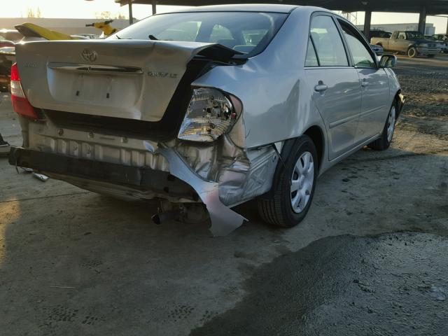 4T1BE32K43U701059 - 2003 TOYOTA CAMRY LE SILVER photo 4