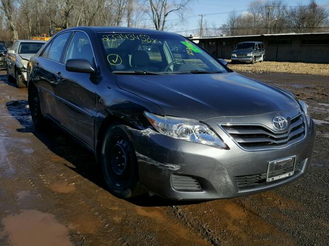 4T1BF3EK1BU592549 - 2011 TOYOTA CAMRY BASE GRAY photo 1