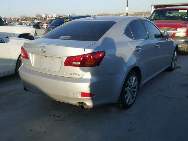 JTHCK262472011642 - 2007 LEXUS IS 250 SILVER photo 4