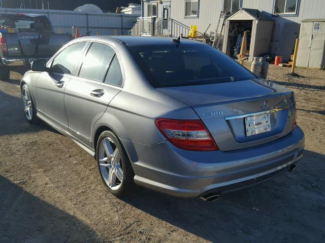 WDDGF54X38R017972 - 2008 MERCEDES-BENZ C 300 SILVER photo 3