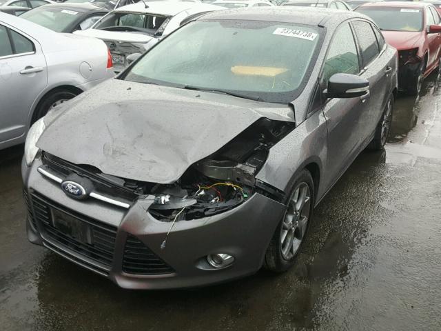 1FADP3F20EL302746 - 2014 FORD FOCUS SE CHARCOAL photo 2