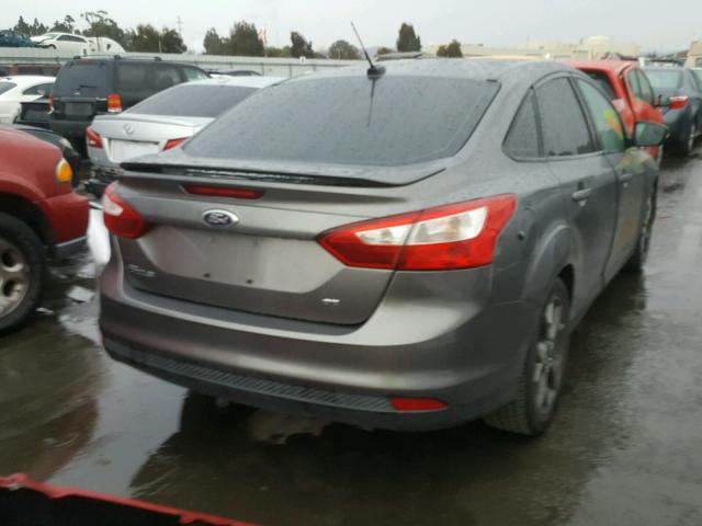 1FADP3F20EL302746 - 2014 FORD FOCUS SE CHARCOAL photo 4