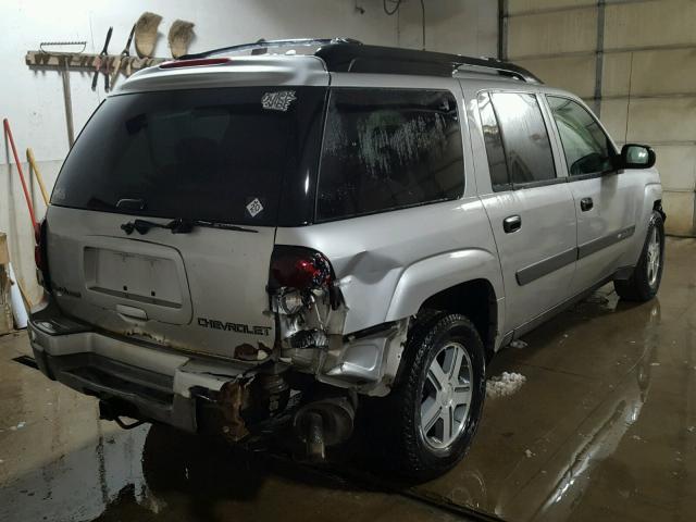 1GNET16S646131942 - 2004 CHEVROLET TRAILBLAZE SILVER photo 4