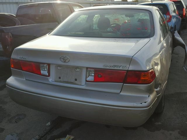 4T1BG22K5YU711787 - 2000 TOYOTA CAMRY CE TAN photo 4