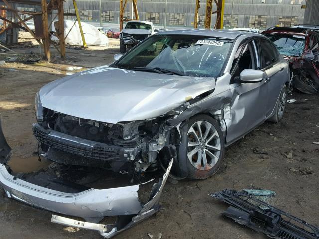 1HGCR2F57EA038555 - 2014 HONDA ACCORD SPO SILVER photo 2