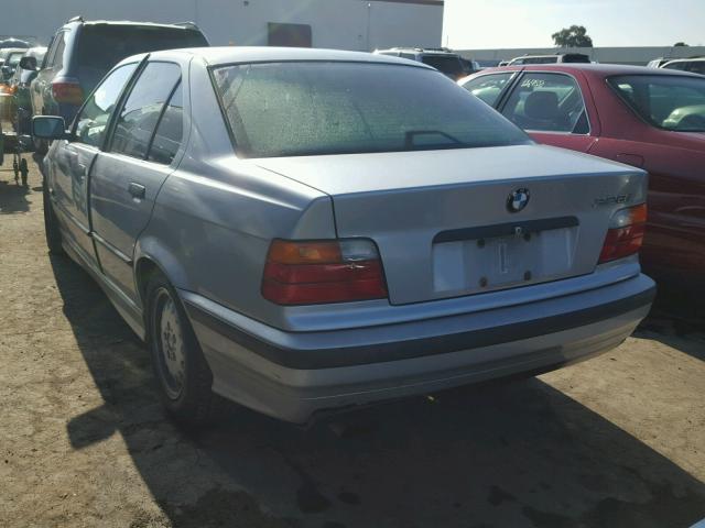 WBACD4320TAV38635 - 1996 BMW 328 I AUTO SILVER photo 3