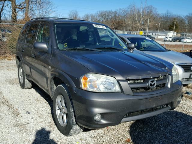 4F2CZ94125KM58628 - 2005 MAZDA TRIBUTE S GRAY photo 1