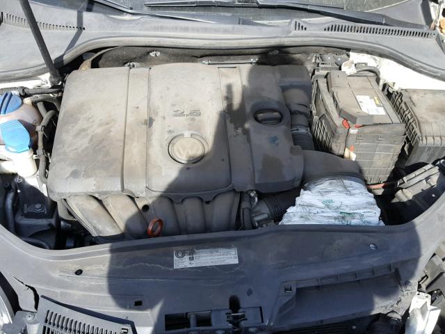 3VWAZ7AJXAM098685 - 2010 VOLKSWAGEN JETTA LIMI WHITE photo 7