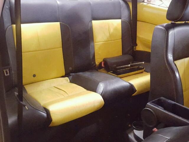 3VWCD21C72M458136 - 2002 VOLKSWAGEN NEW BEETLE 黄色 照片 6