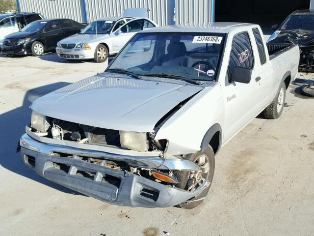 1N6DD26S2WC386161 - 1998 NISSAN FRONTIER K SILVER photo 2