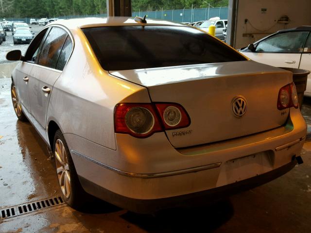 WVWEK93CX6P038281 - 2006 VOLKSWAGEN PASSAT 2.0 SILVER photo 3