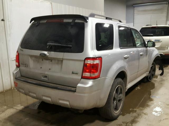 1FMCU0DG7AKD46587 - 2010 FORD ESCAPE XLT SILVER photo 4