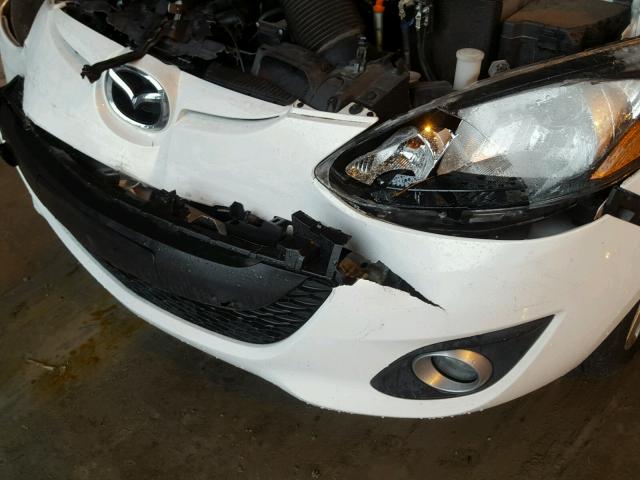 JM1DE1LZXC0140841 - 2012 MAZDA MAZDA2 WHITE photo 9