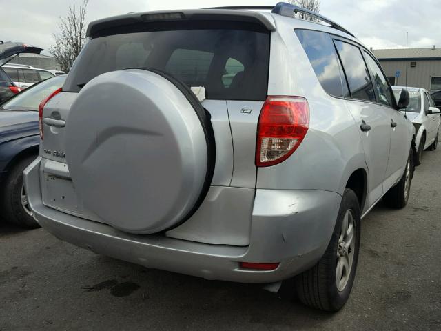 JTMZD33V686065125 - 2008 TOYOTA RAV4 SILVER photo 4