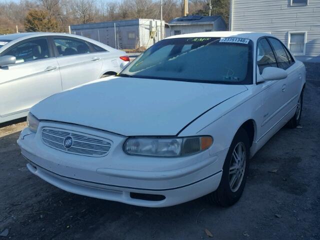 2G4WB55K811182964 - 2001 BUICK REGAL LS WHITE photo 2