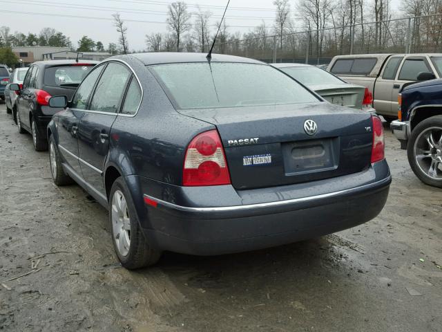 WVWRH63B93P266080 - 2003 VOLKSWAGEN PASSAT GLX 蓝色 照片 3