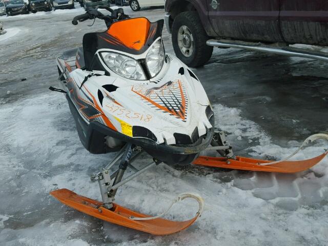 4UF10SNW8AT109196 - 2010 ARCT SNOWMOBILE ORANGE photo 1