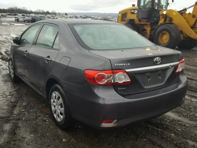 2T1BU4EE1BC701759 - 2011 TOYOTA COROLLA BA GRAY photo 3