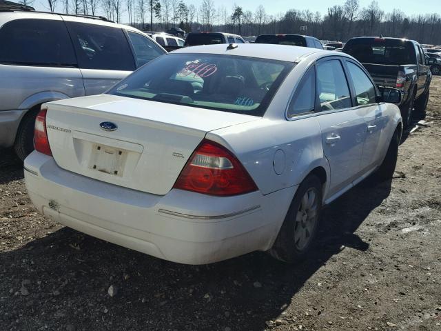 1FAHP24177G161174 - 2007 FORD FIVE HUNDR WHITE photo 4