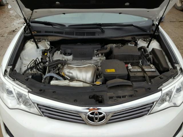 4T4BF1FK1ER395362 - 2014 TOYOTA CAMRY L WHITE photo 7